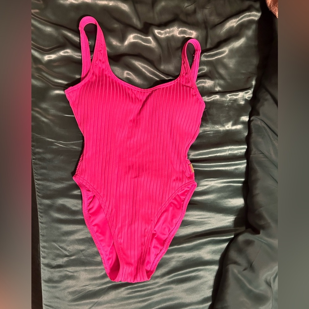Michael Kors size 4 hot pink low back bathing suit